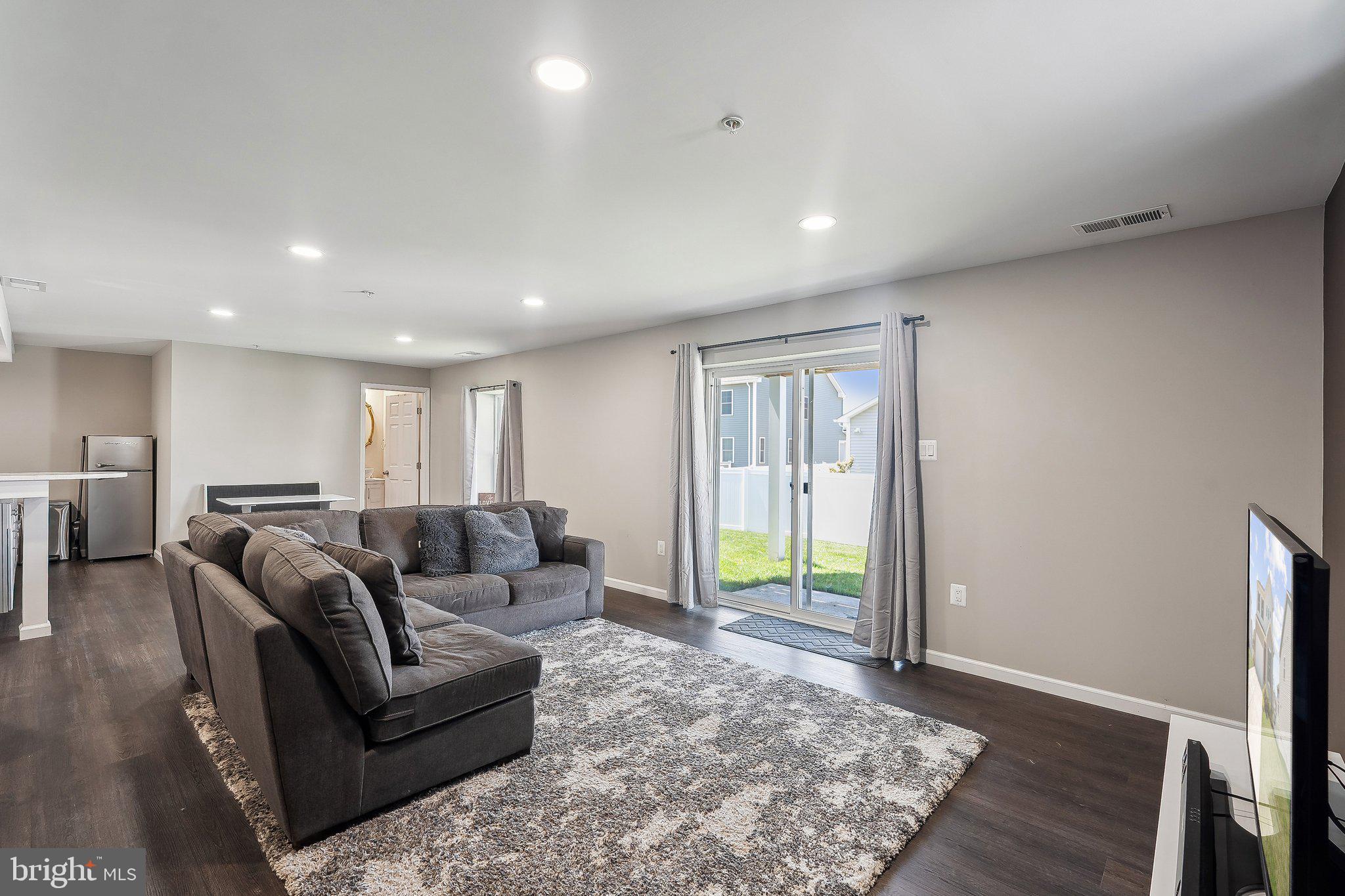 HAGERS CROSSING - Residential