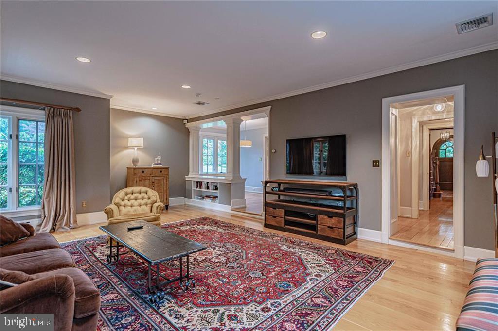 ROSE GARDEN - Residential