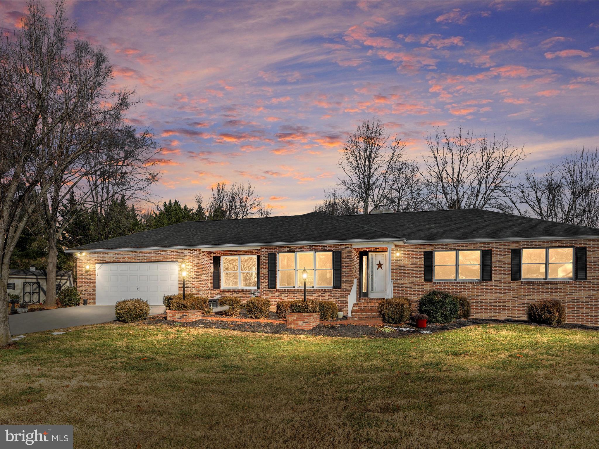 APPLE TREE FARMS - Residential