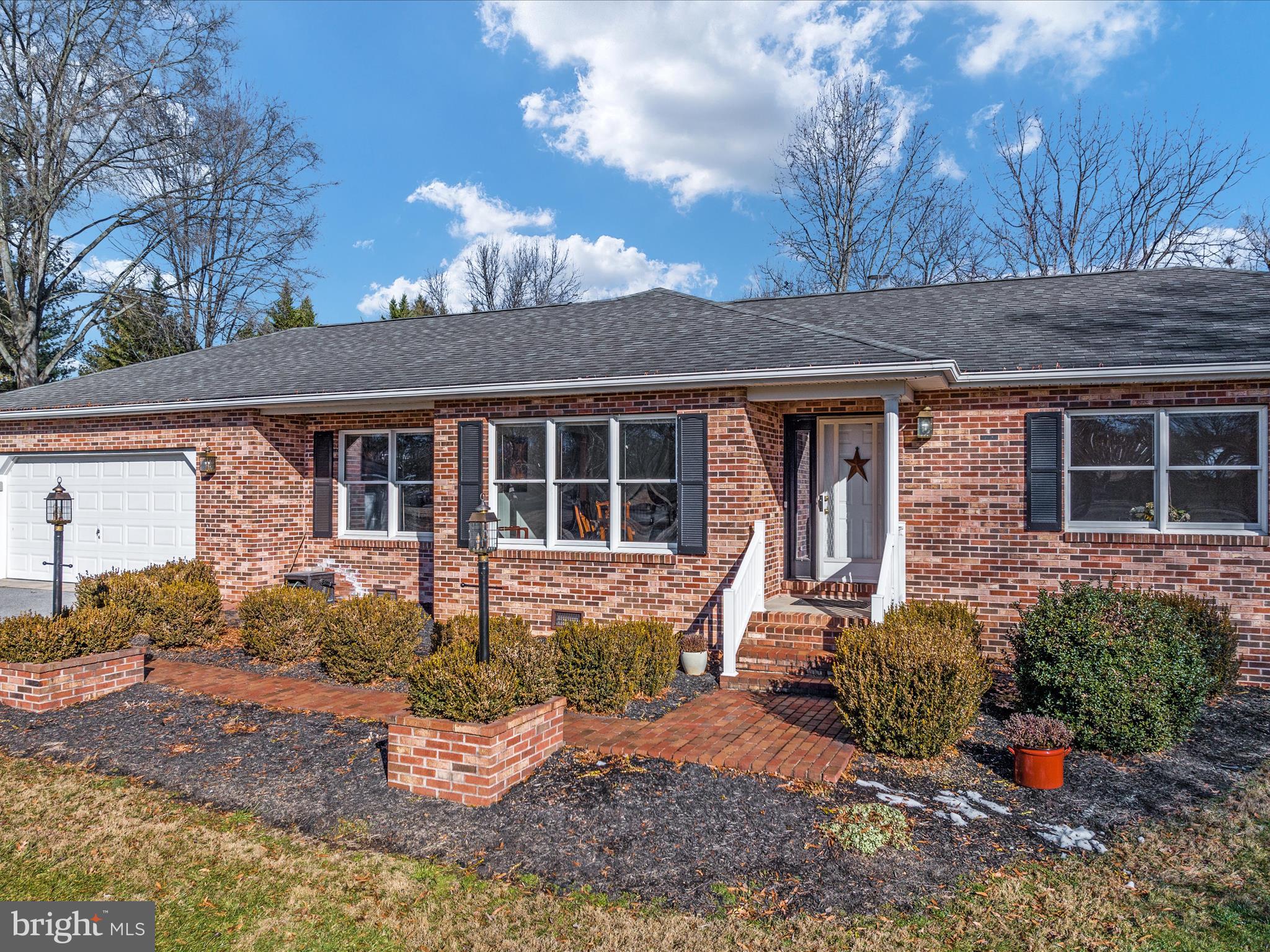 APPLE TREE FARMS - Residential