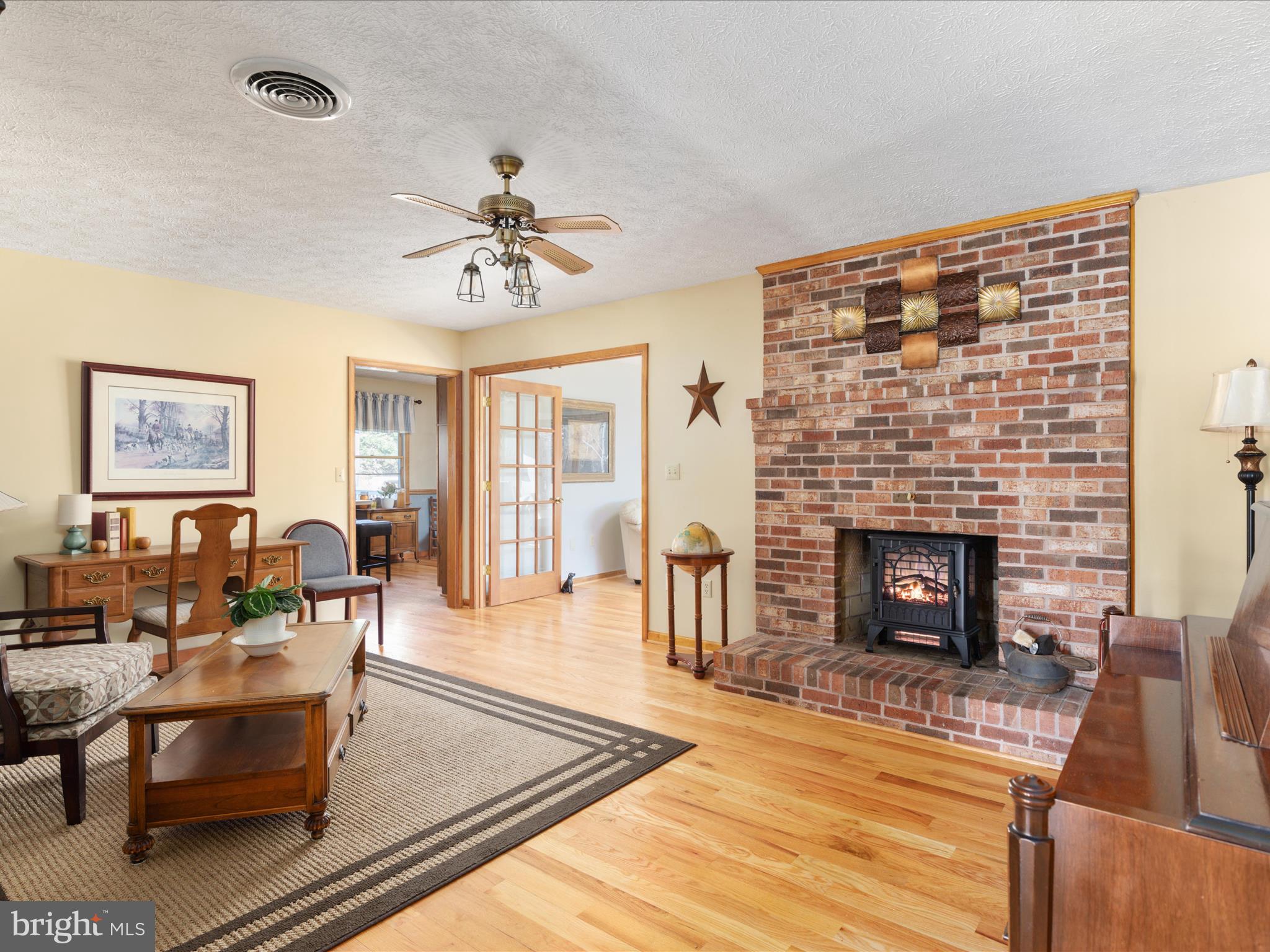 APPLE TREE FARMS - Residential