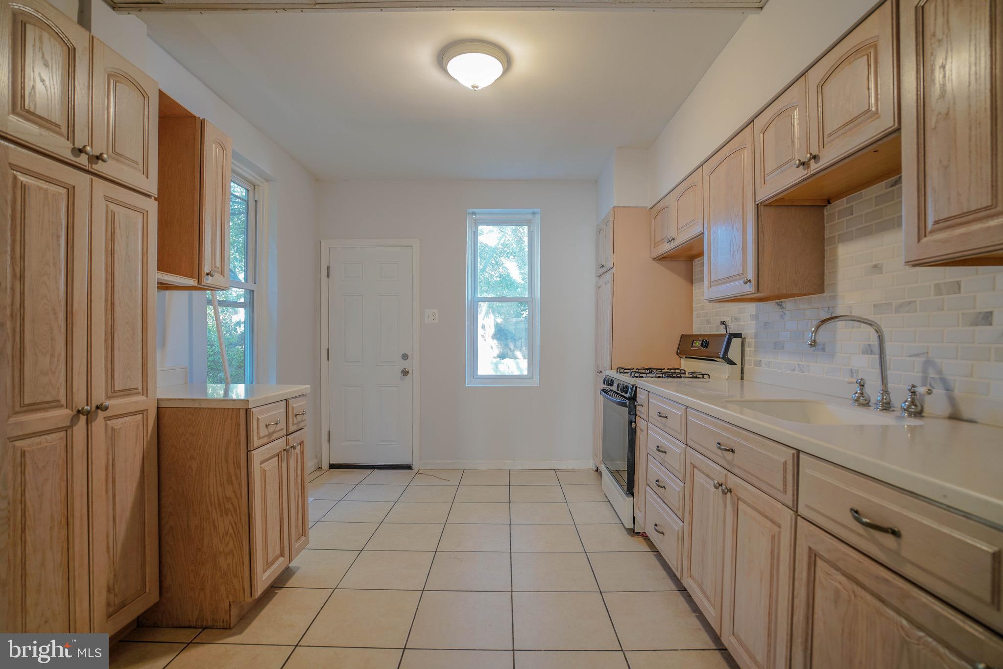 FRANKFORD - Residential