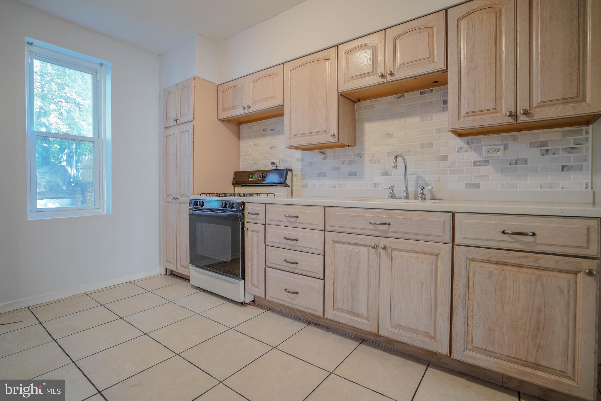 FRANKFORD - Residential