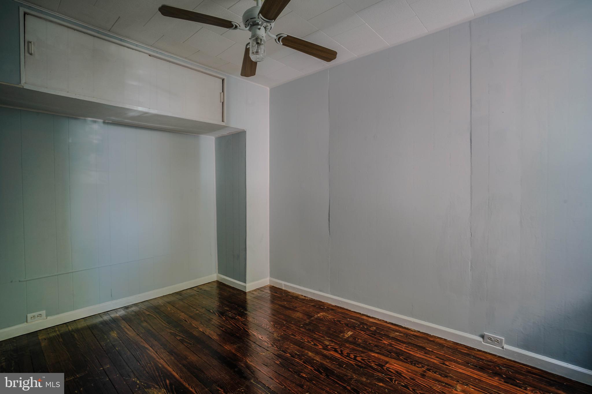 FRANKFORD - Residential