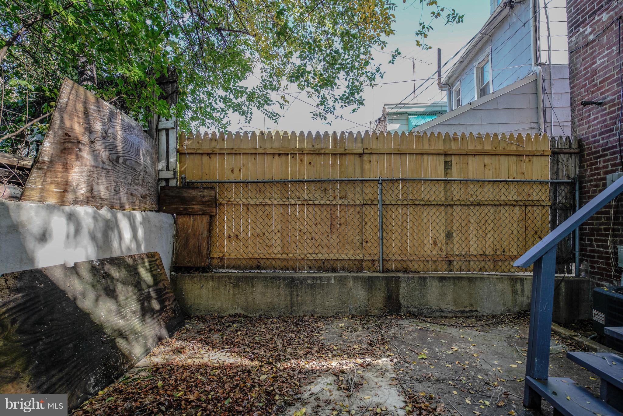 FRANKFORD - Residential