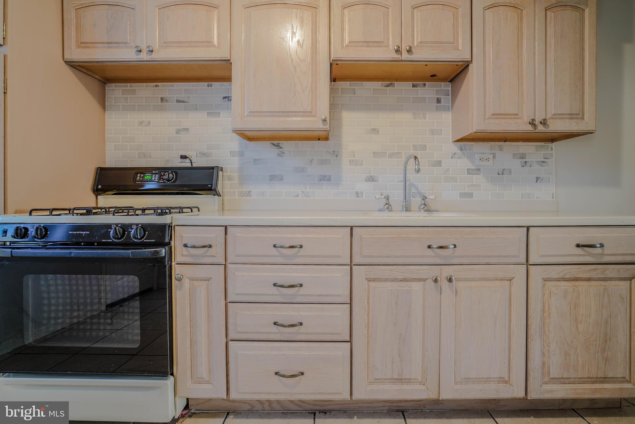 FRANKFORD - Residential