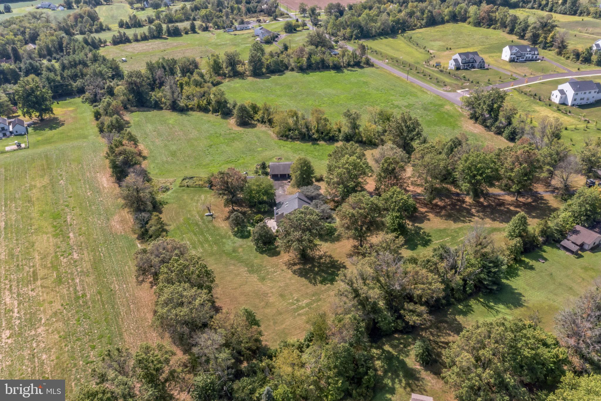 HUNTERS RUN - Residential