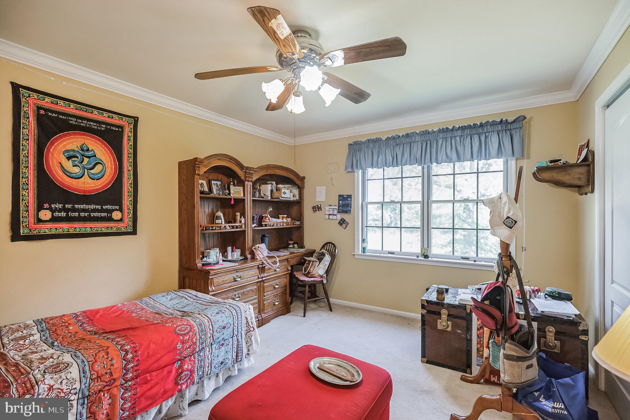 HUNTERS RUN - Residential