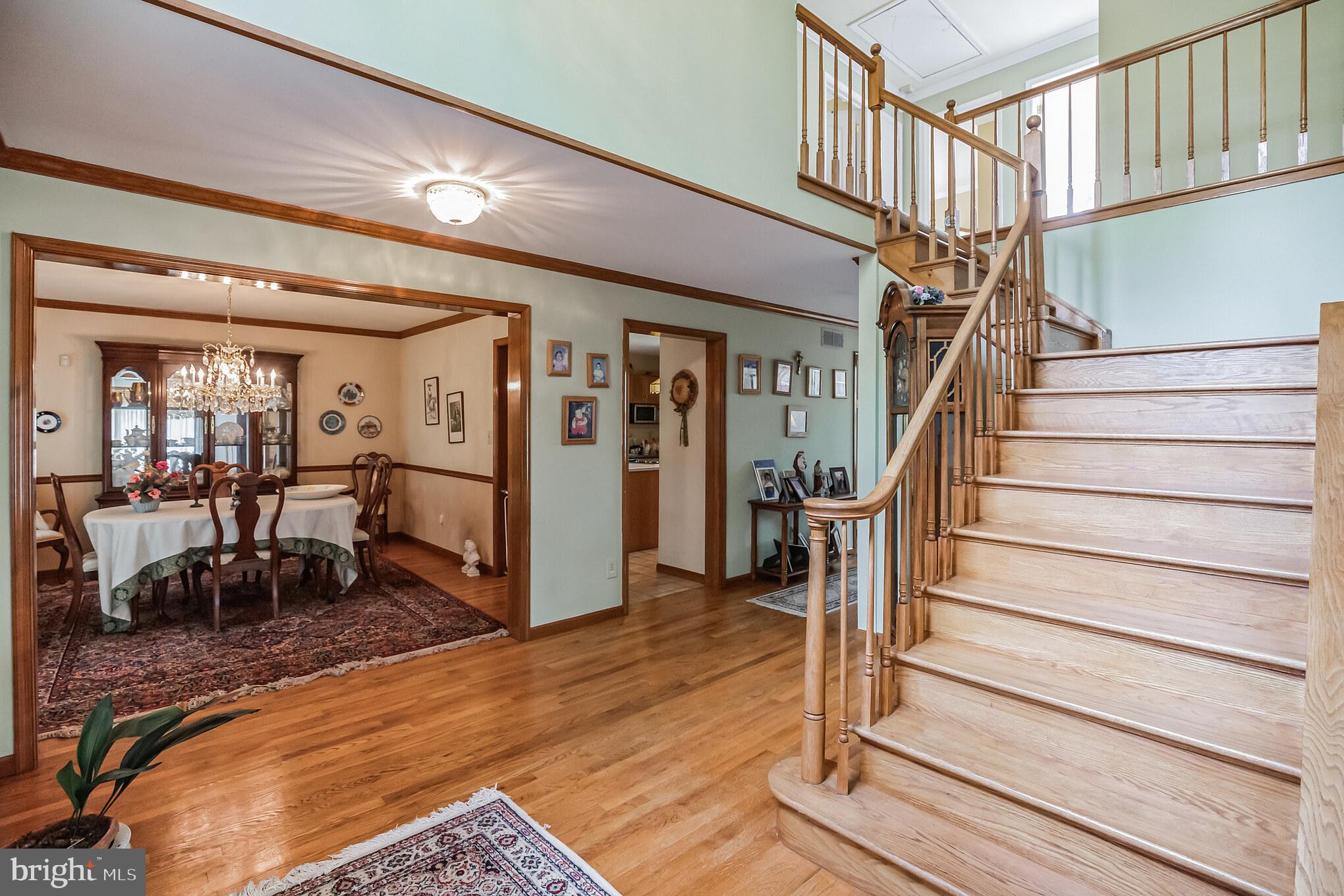 HUNTERS RUN - Residential