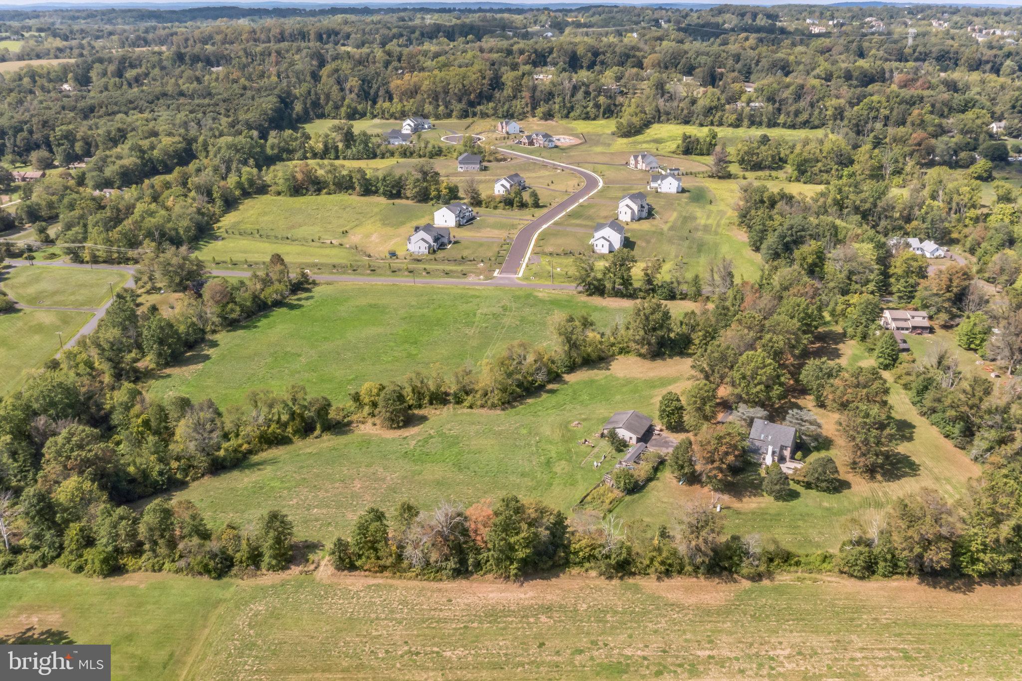 HUNTERS RUN - Residential