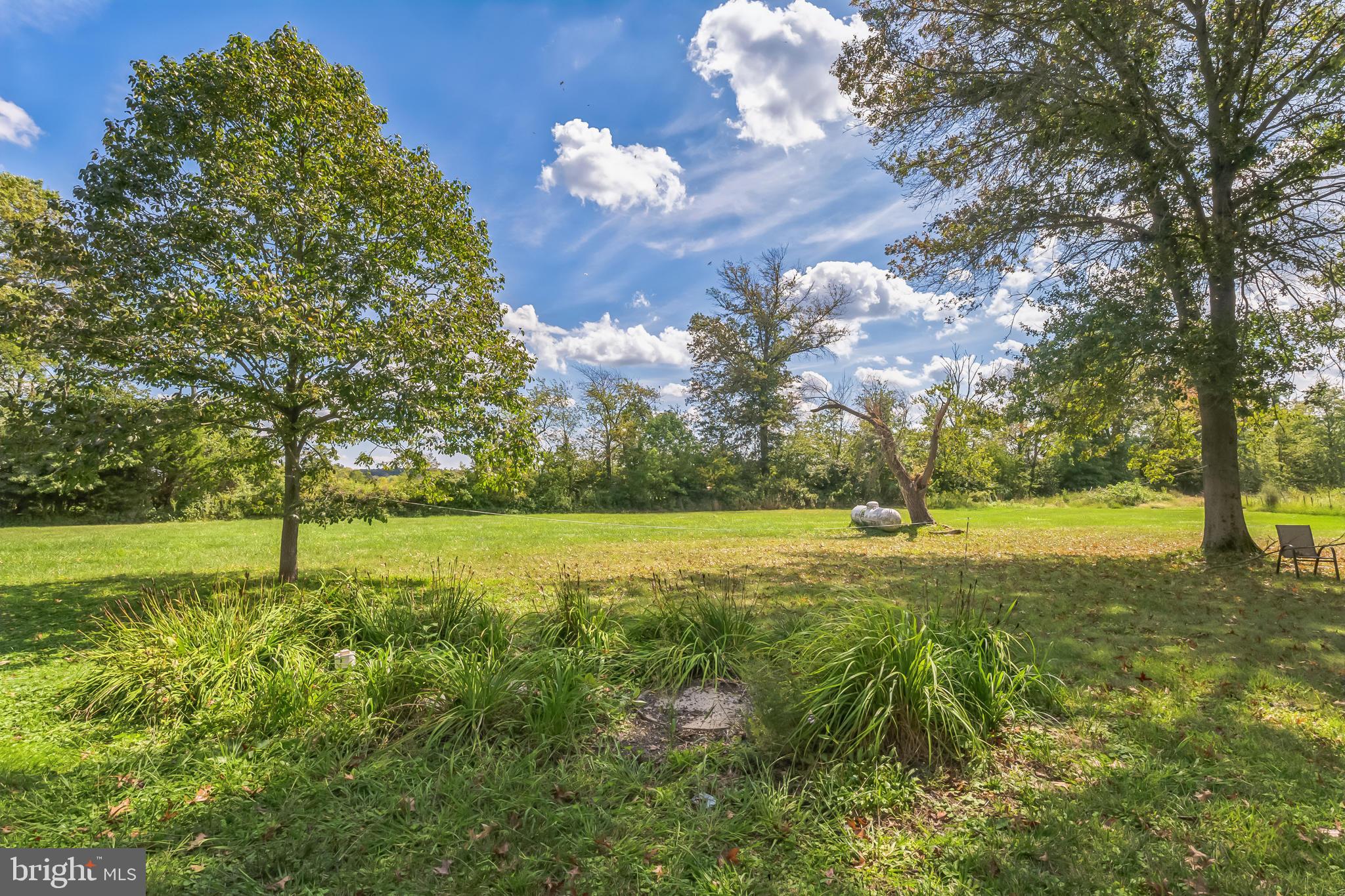 HUNTERS RUN - Residential