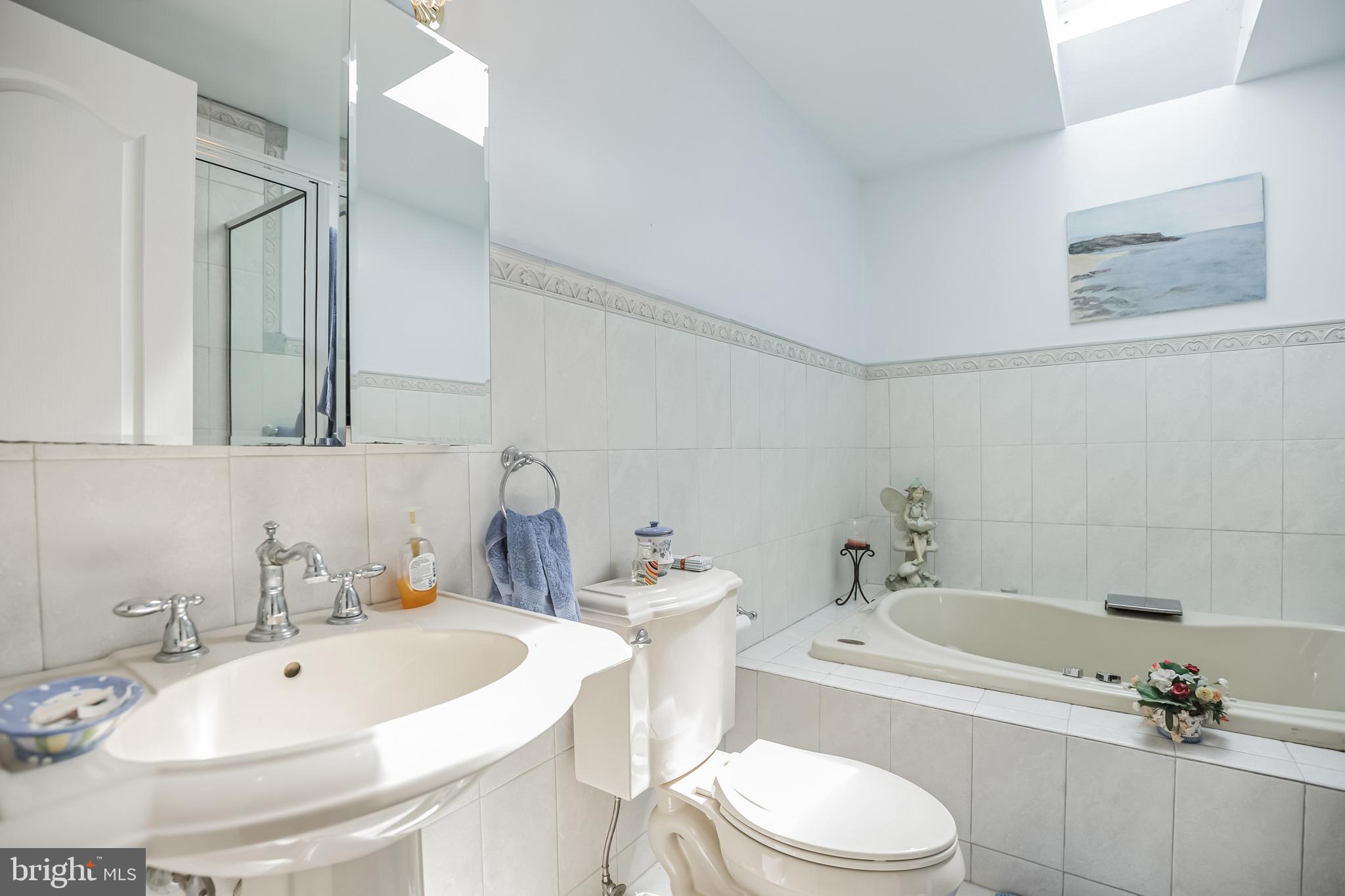 HUNTERS RUN - Residential