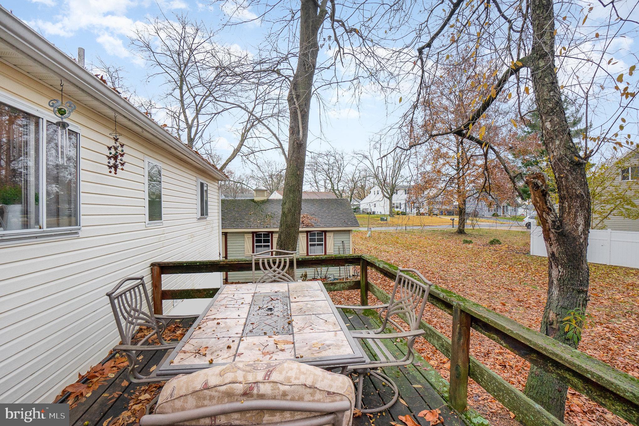 THOMAS ESTATES - Residential