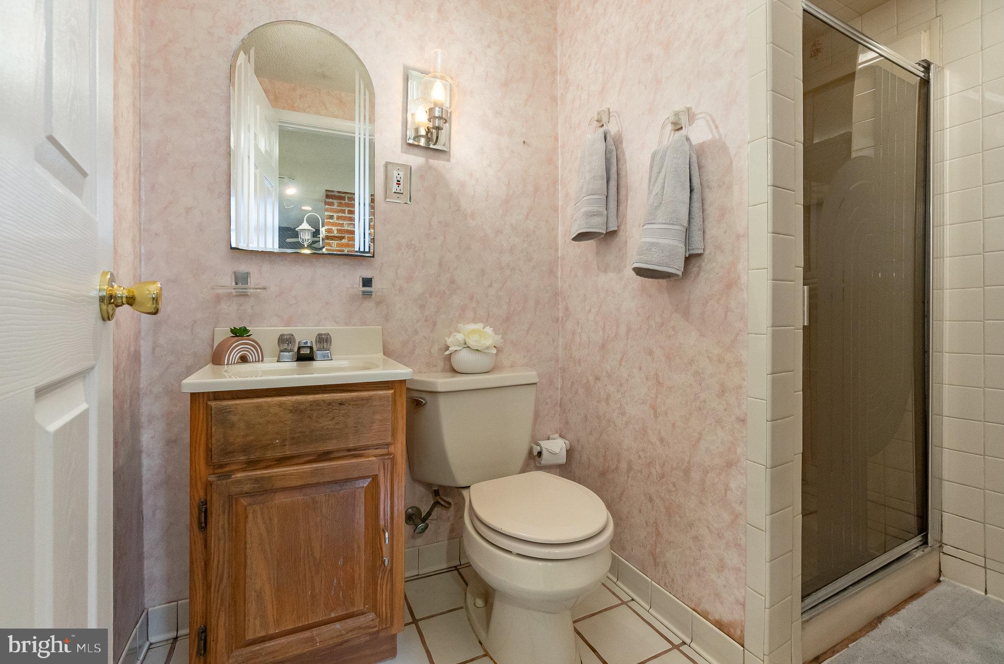 THOMAS ESTATES - Residential