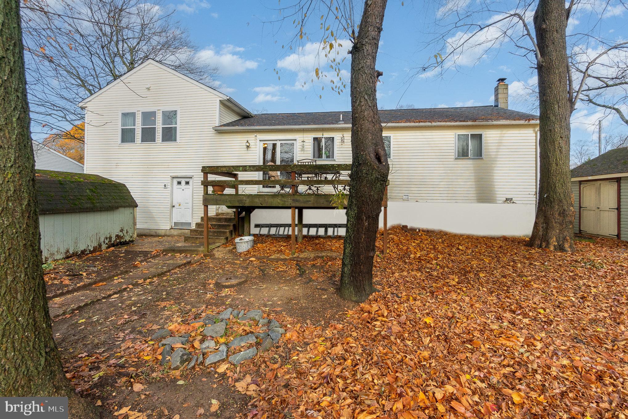 THOMAS ESTATES - Residential