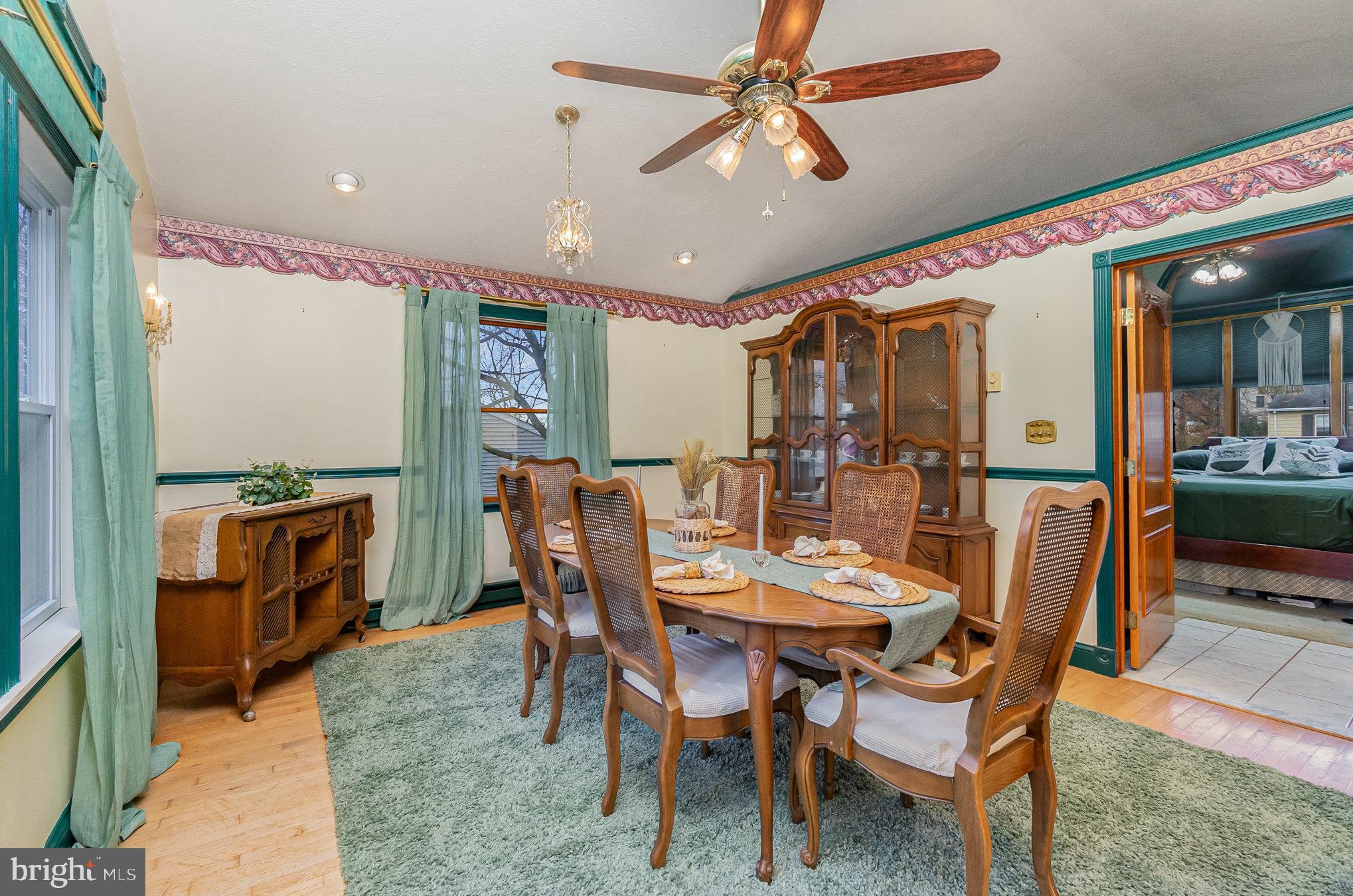 THOMAS ESTATES - Residential