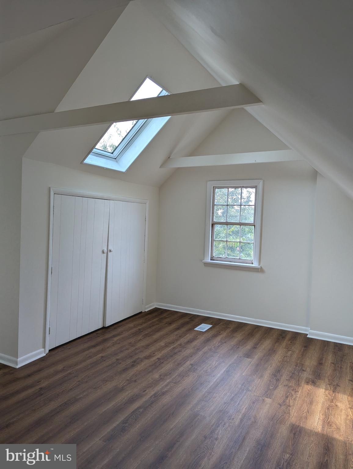 WHEATON HILLS - Residential Lease