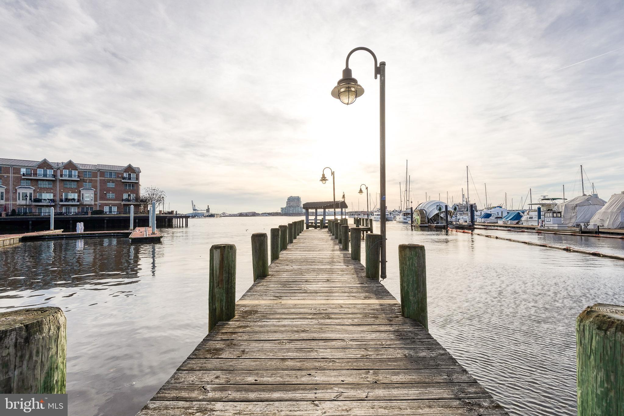 THE MOORINGS AT LIGHTHOUSE POINT - Residential
