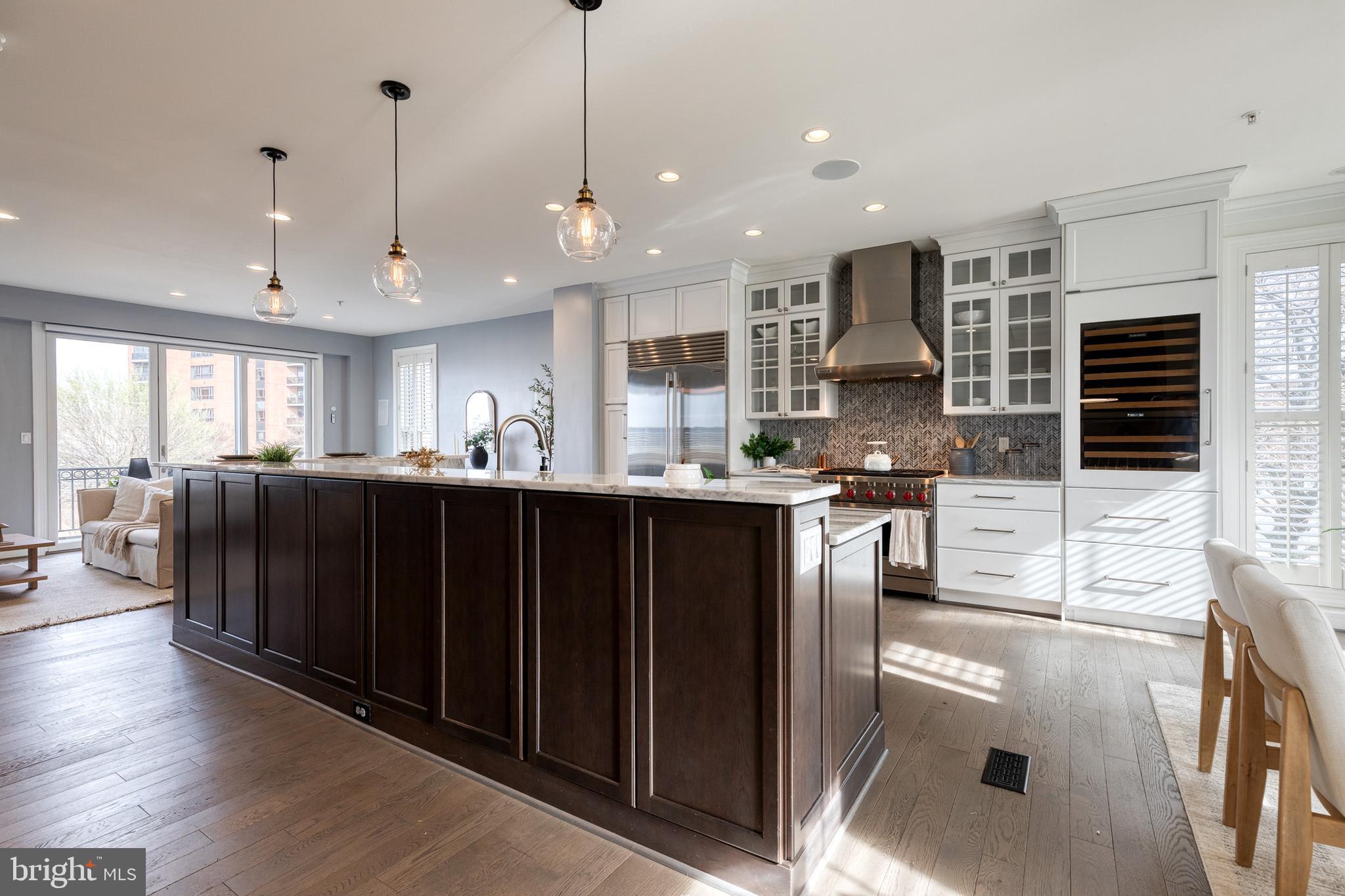 THE MOORINGS AT LIGHTHOUSE POINT - Residential
