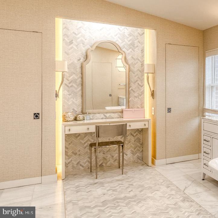 THE MOORINGS AT LIGHTHOUSE POINT - Residential