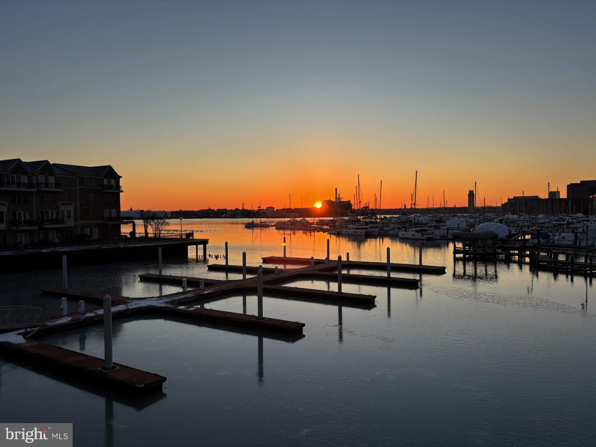 THE MOORINGS AT LIGHTHOUSE POINT - Residential