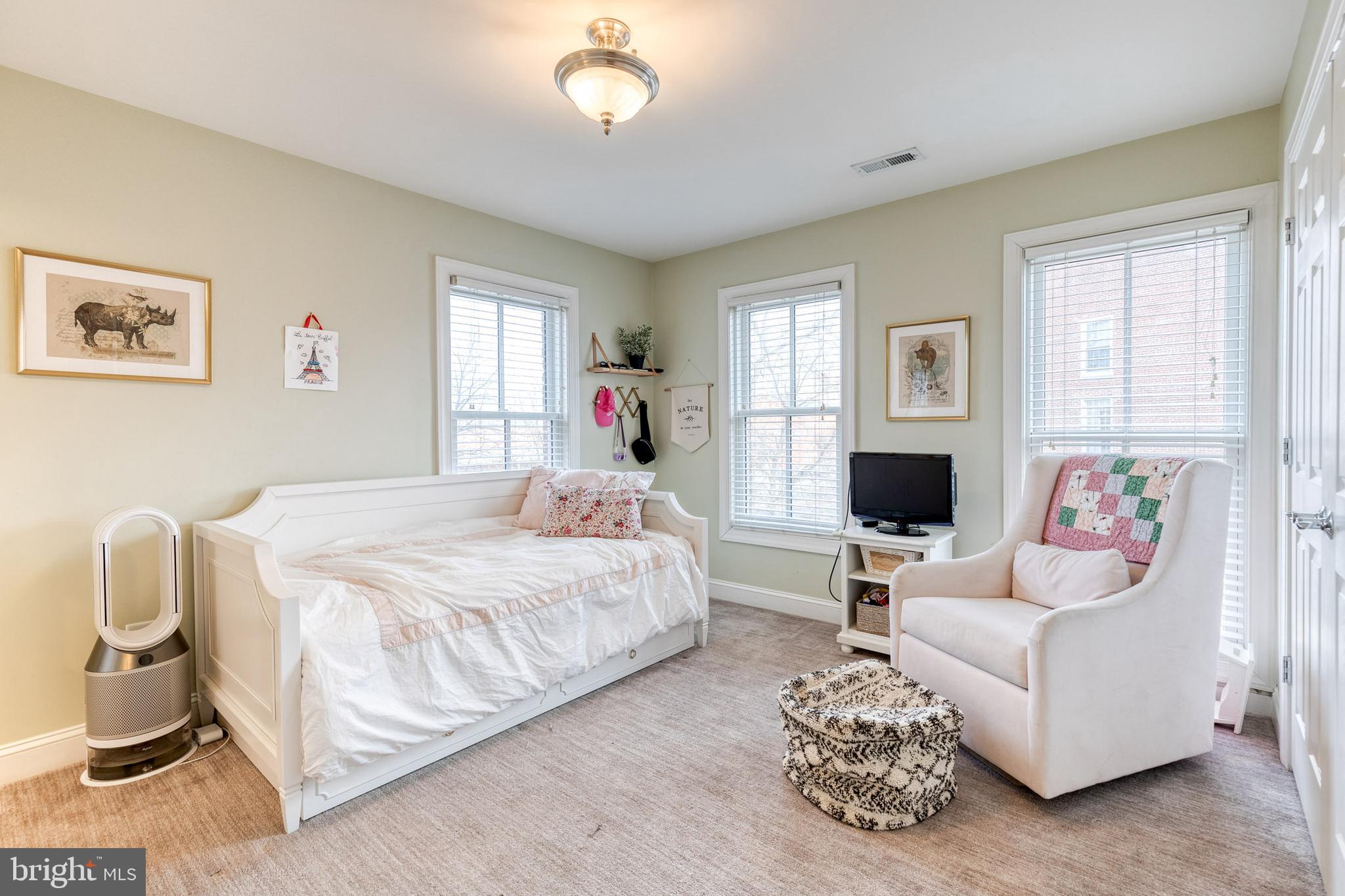 THE MOORINGS AT LIGHTHOUSE POINT - Residential