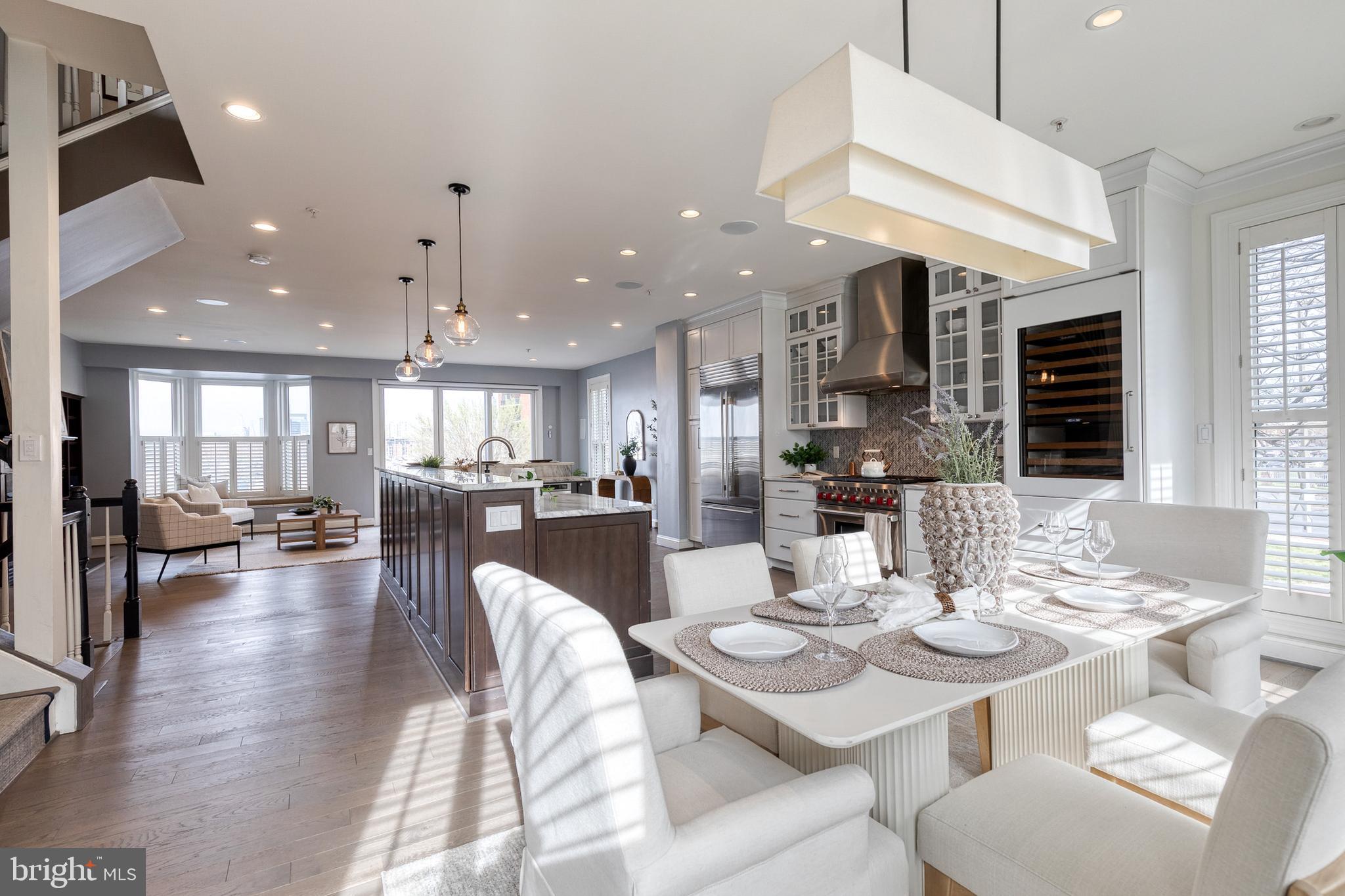 THE MOORINGS AT LIGHTHOUSE POINT - Residential
