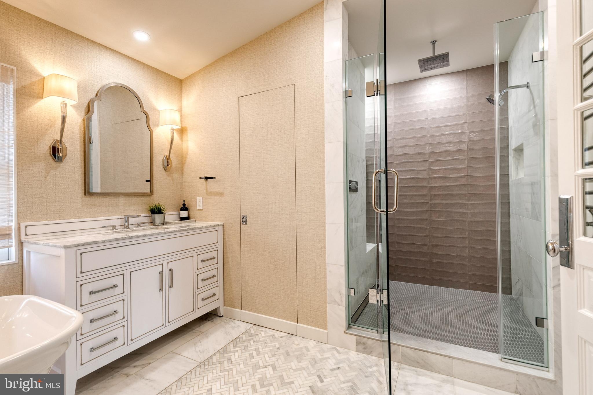 THE MOORINGS AT LIGHTHOUSE POINT - Residential