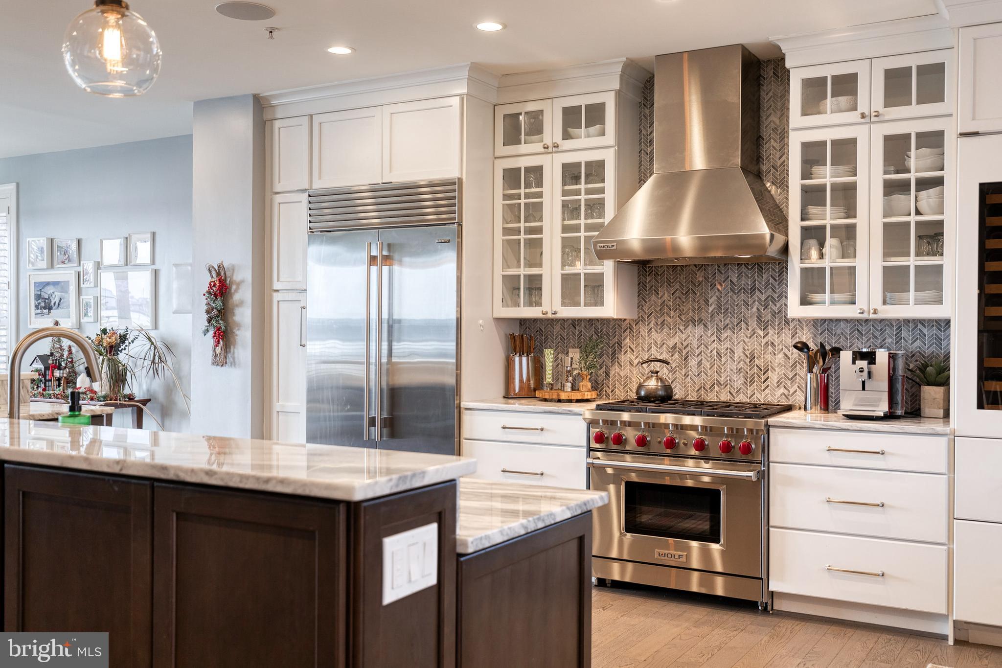 THE MOORINGS AT LIGHTHOUSE POINT - Residential