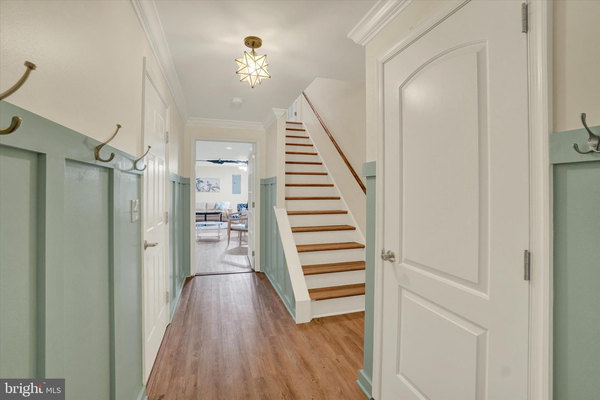 500 BRIDLE PATH LANE