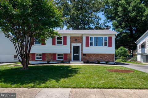 Homes For Sale - 524 Patricia Court<br/> ODENTON, MD 21113