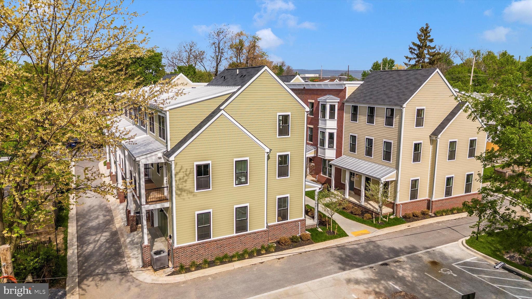 DOWNTOWN FREDERICK - Residential