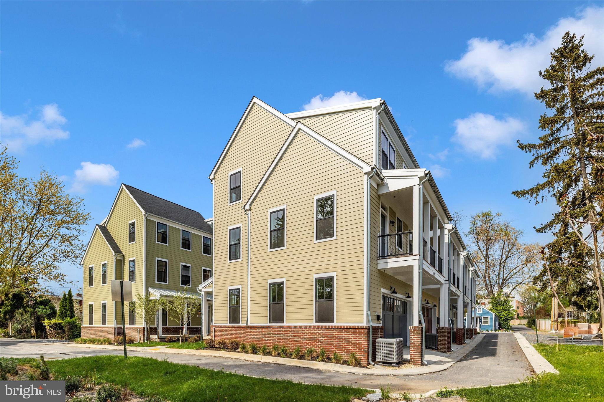 DOWNTOWN FREDERICK - Residential