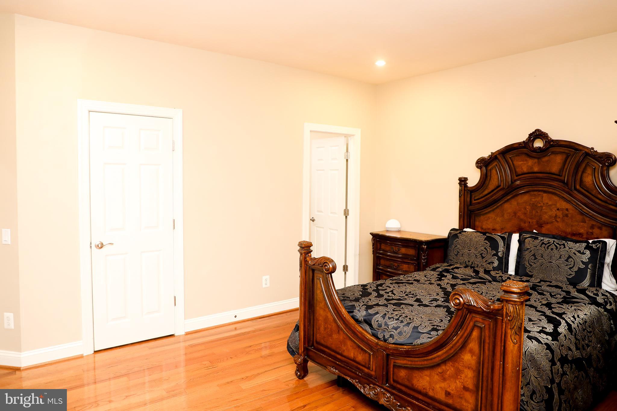 GOLF ESTATES - Residential