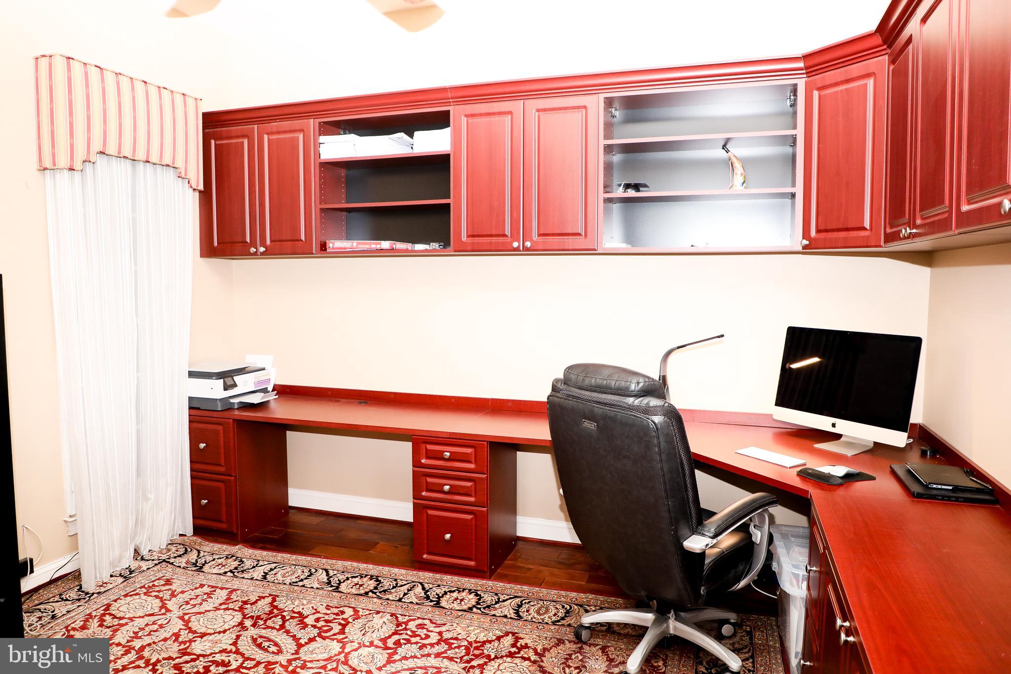 GOLF ESTATES - Residential