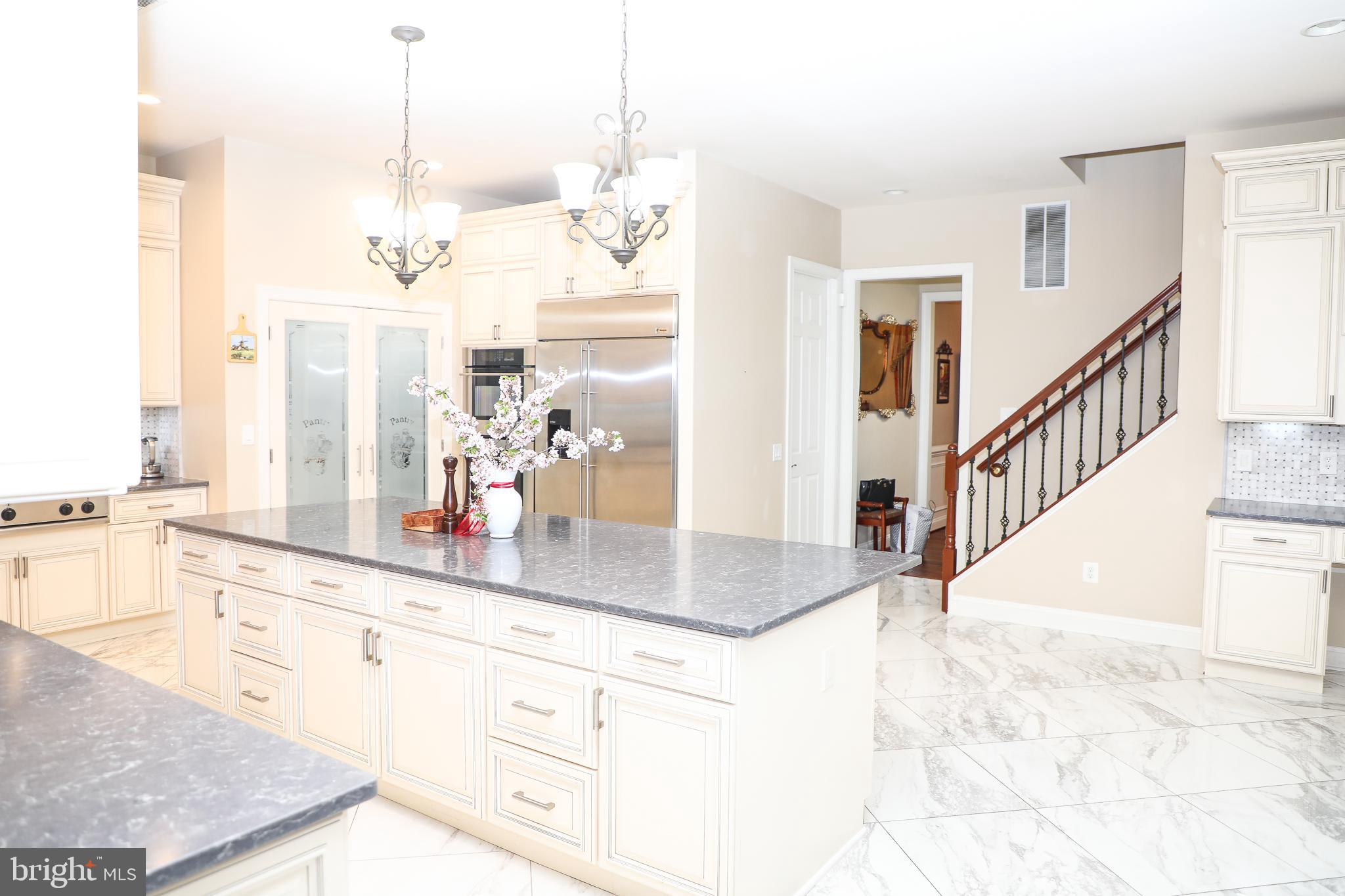 GOLF ESTATES - Residential