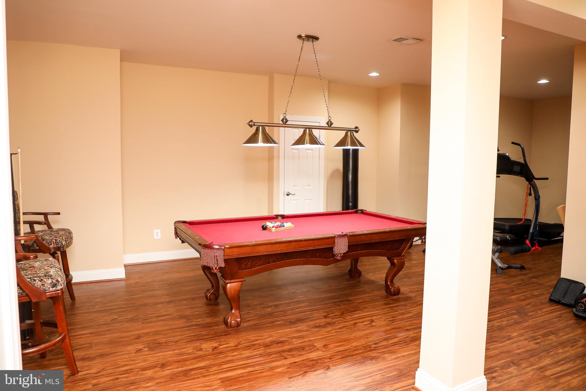 GOLF ESTATES - Residential