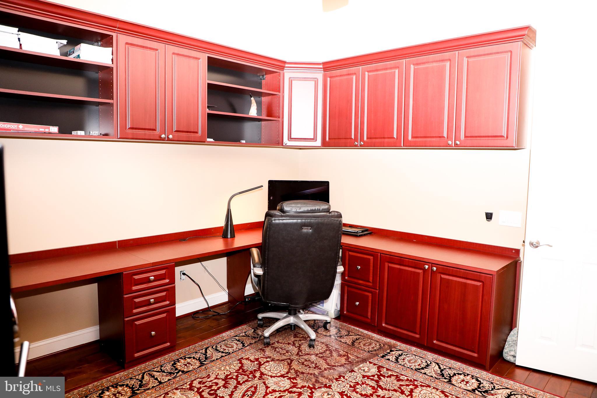 GOLF ESTATES - Residential