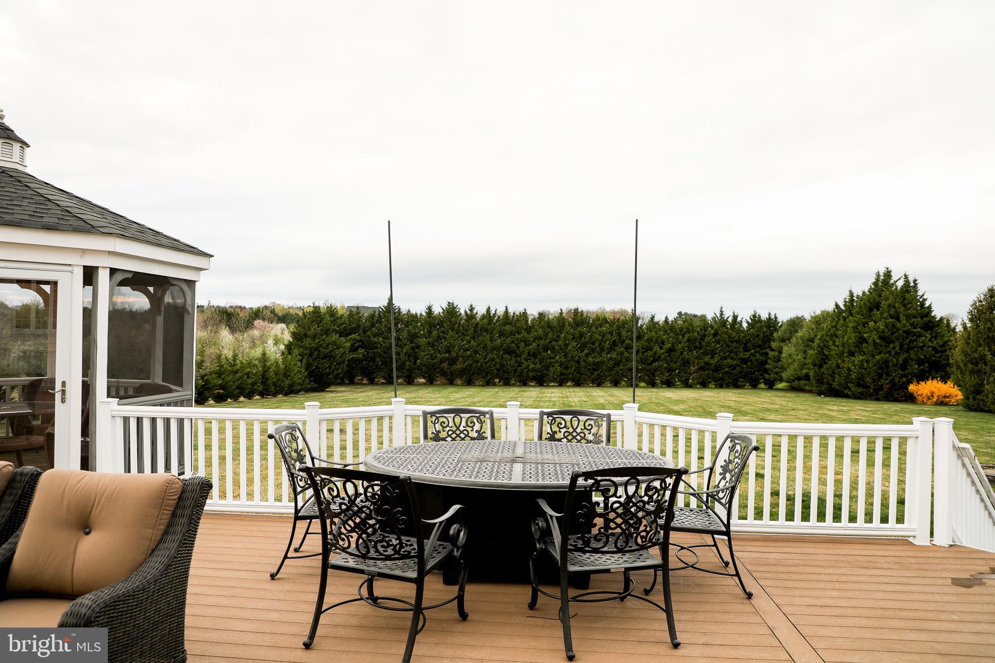 GOLF ESTATES - Residential