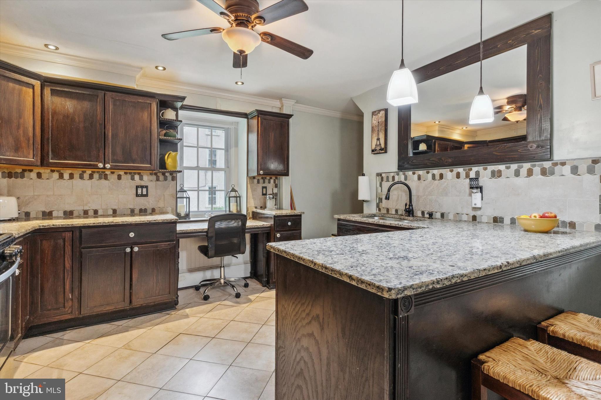 SCHWENKSVILLE - Residential