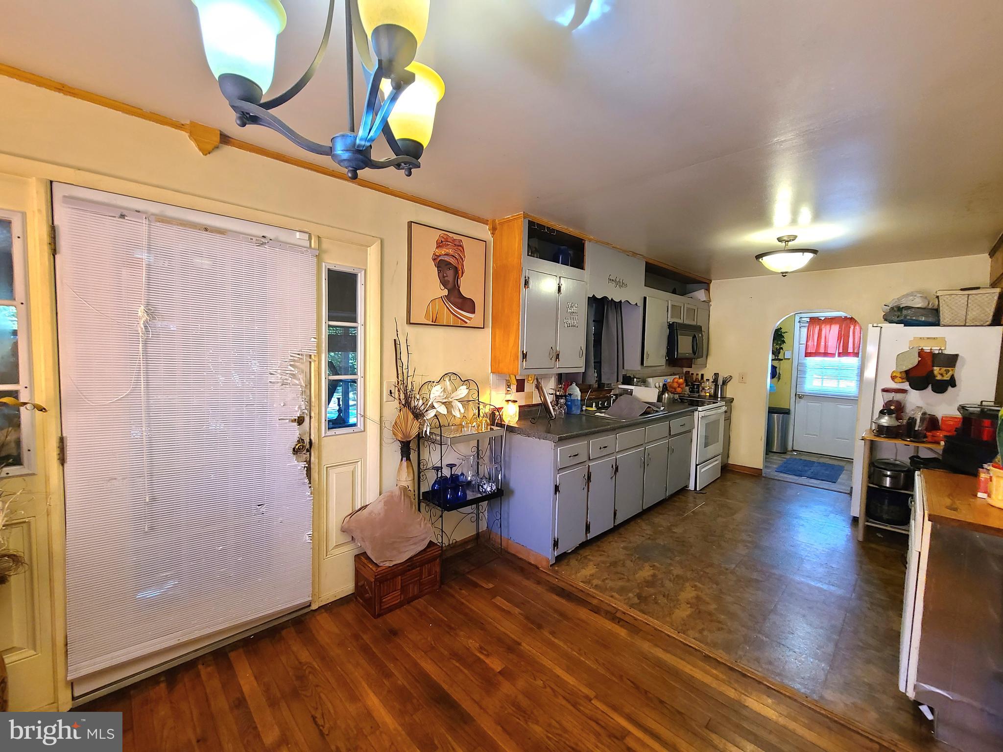 JERSEY HEIGHTS - Residential