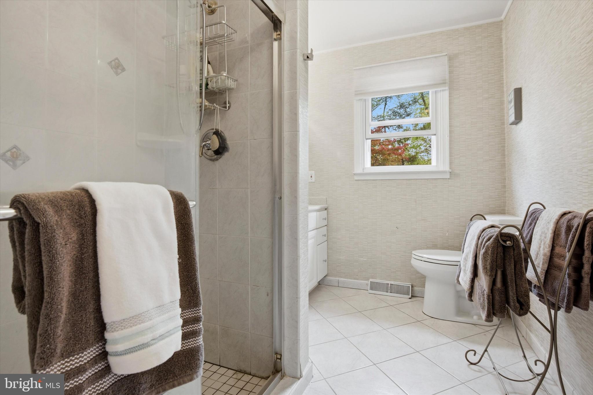 HUNTINGDON VALLEY - Residential