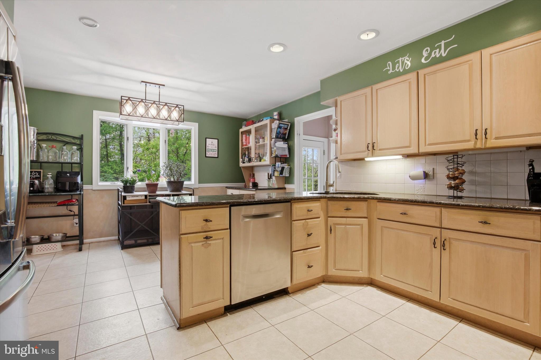 HUNTINGDON VALLEY - Residential