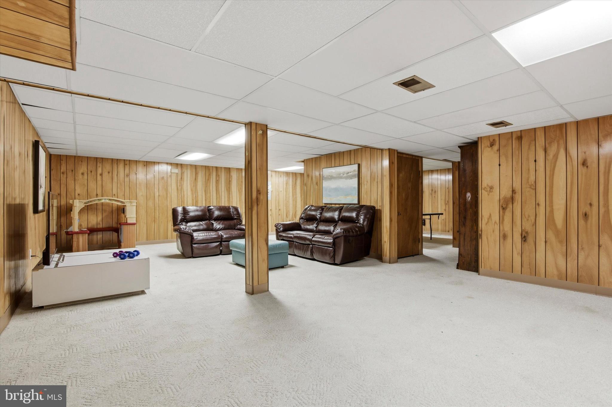 HUNTINGDON VALLEY - Residential