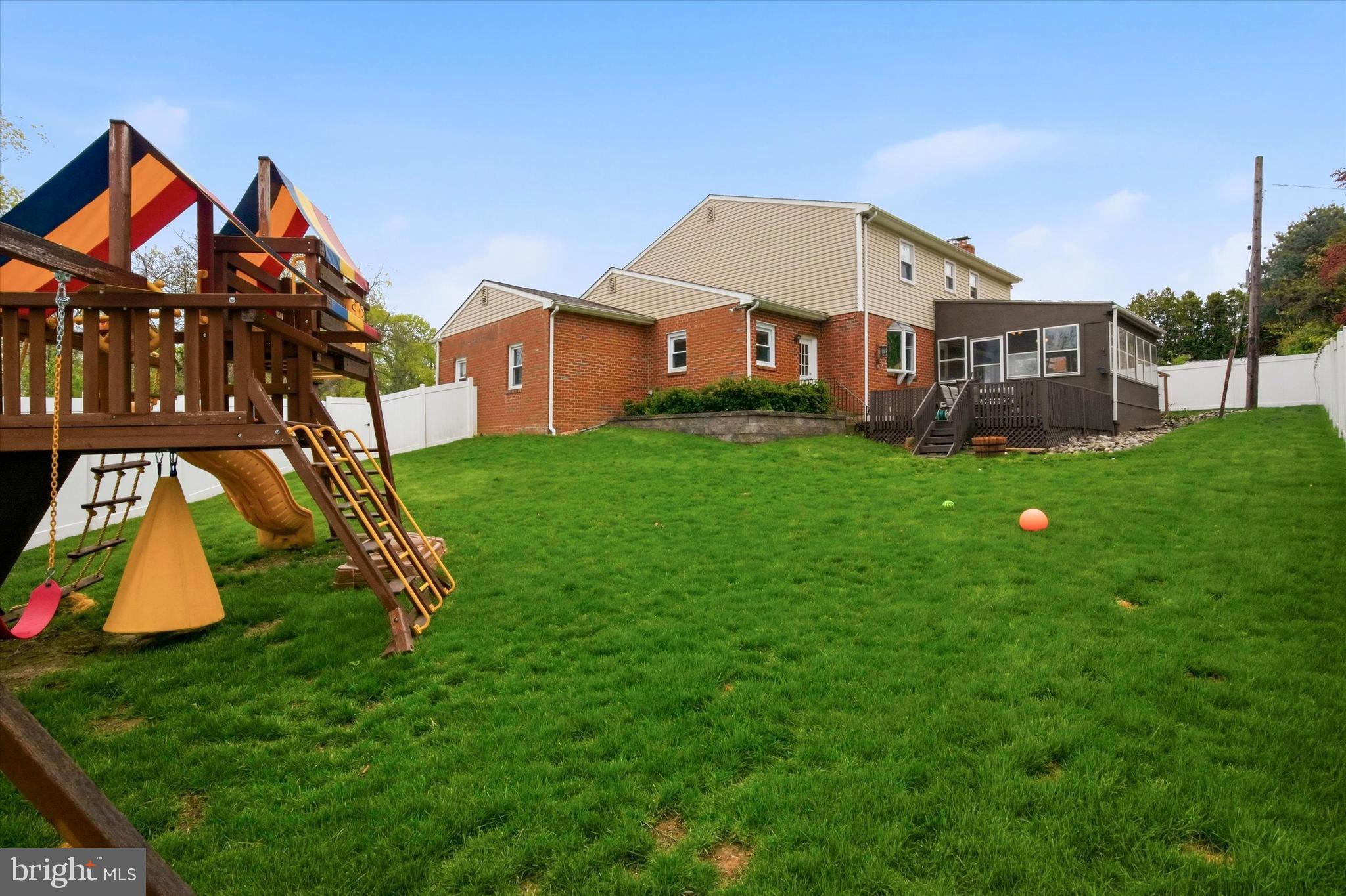 HUNTINGDON VALLEY - Residential