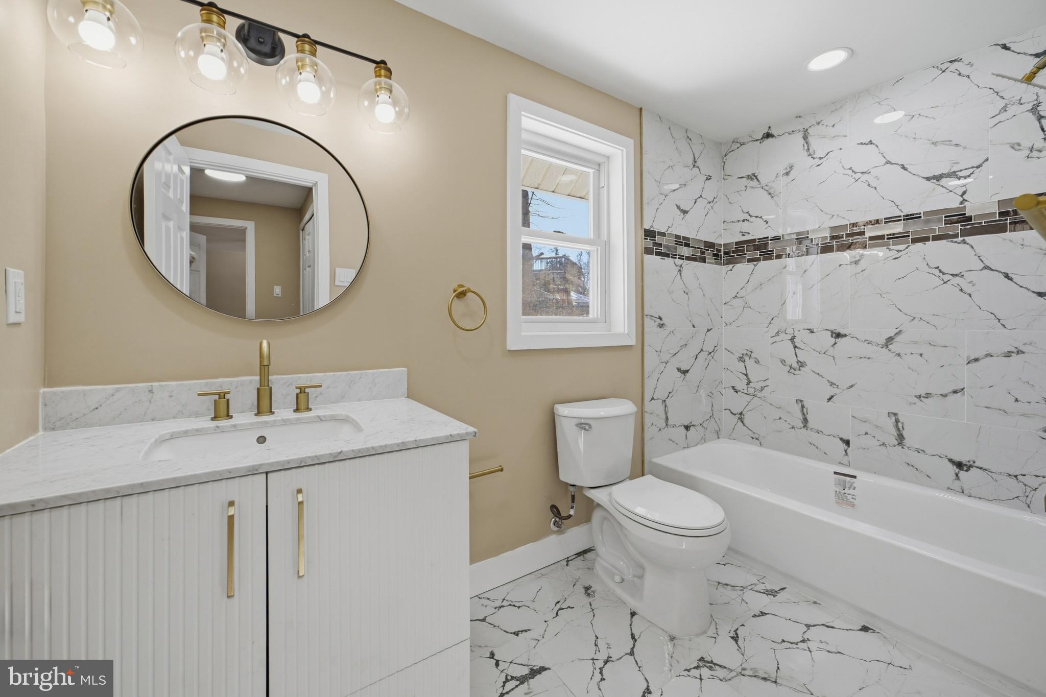 PINE HILL - Residential