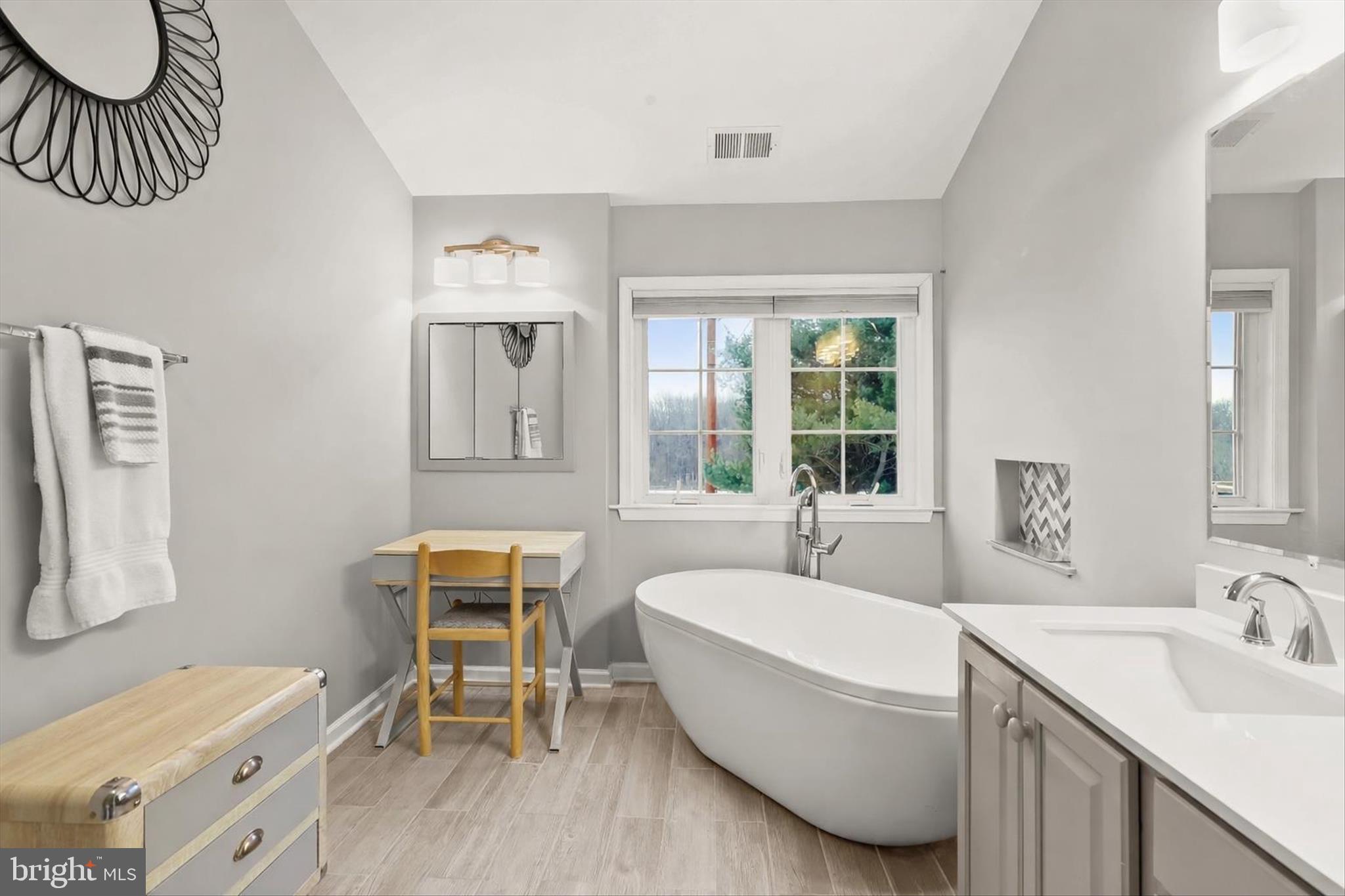 HURLINE FARMS - Residential