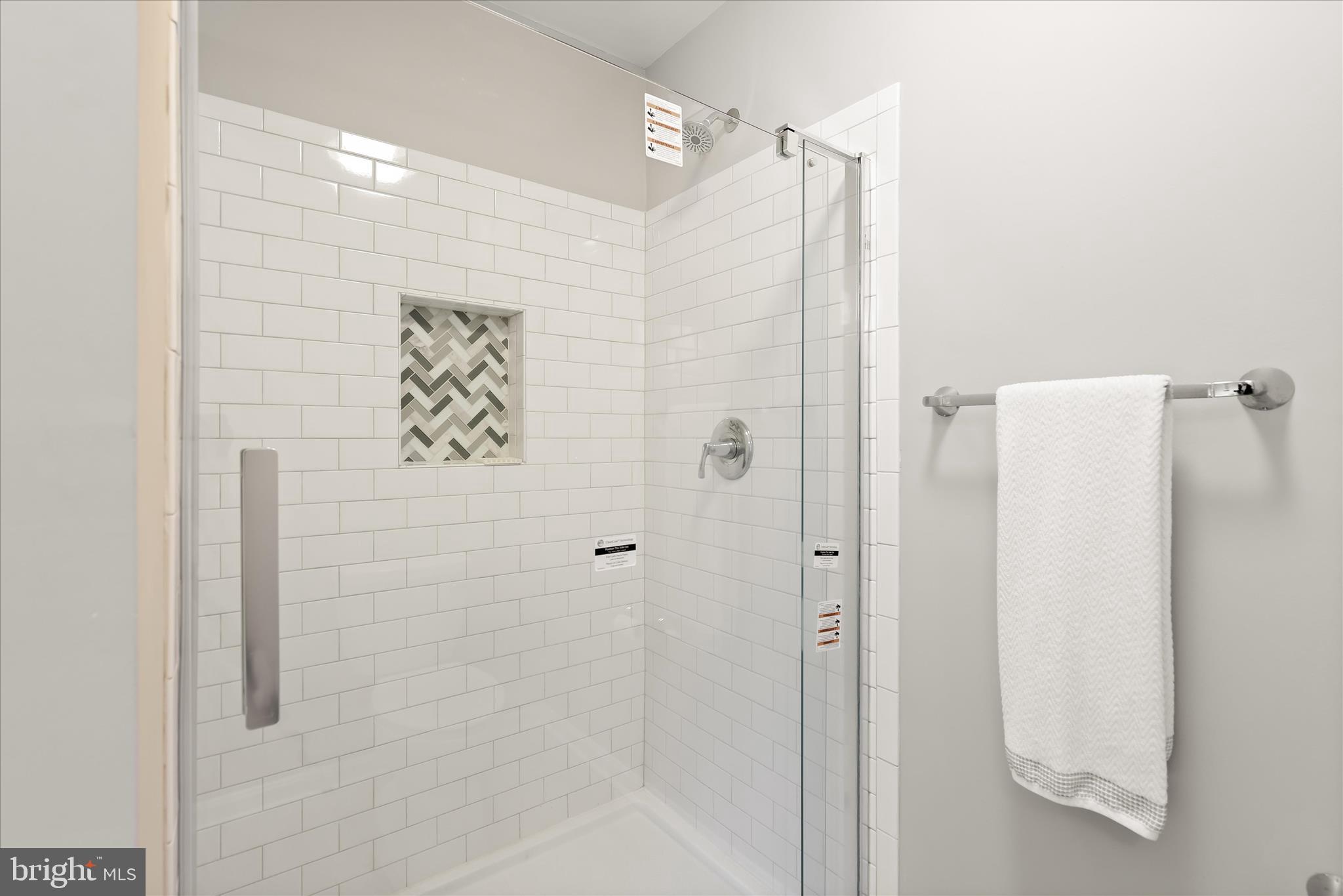 HURLINE FARMS - Residential