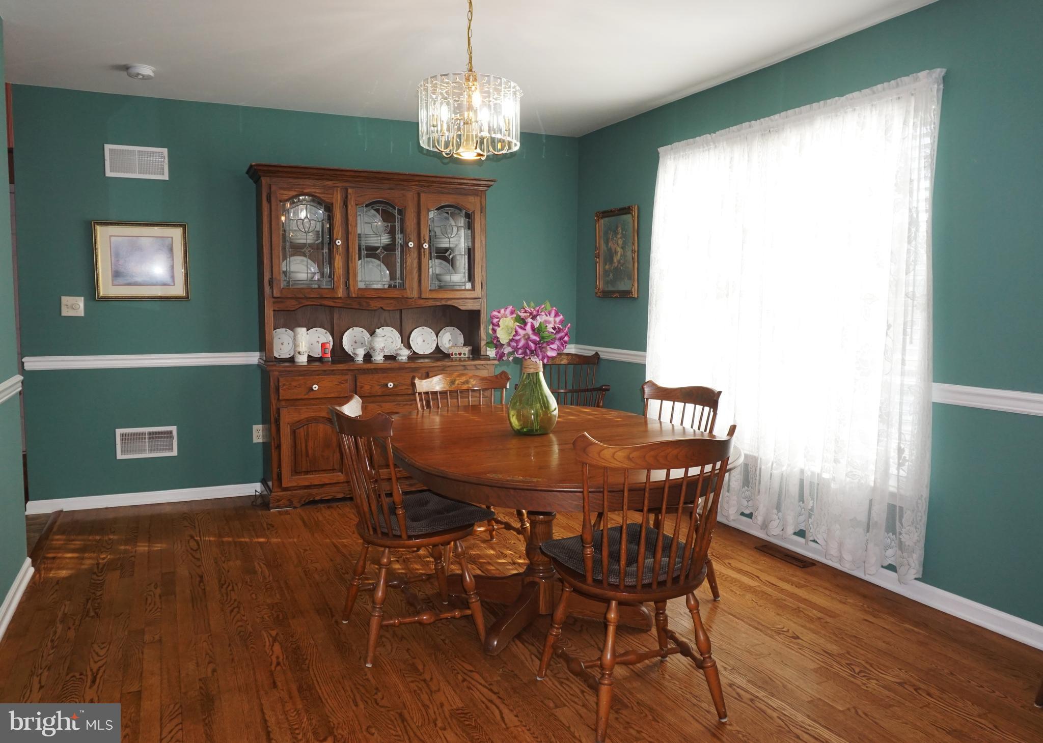 ROLLING MEADOWS - Residential