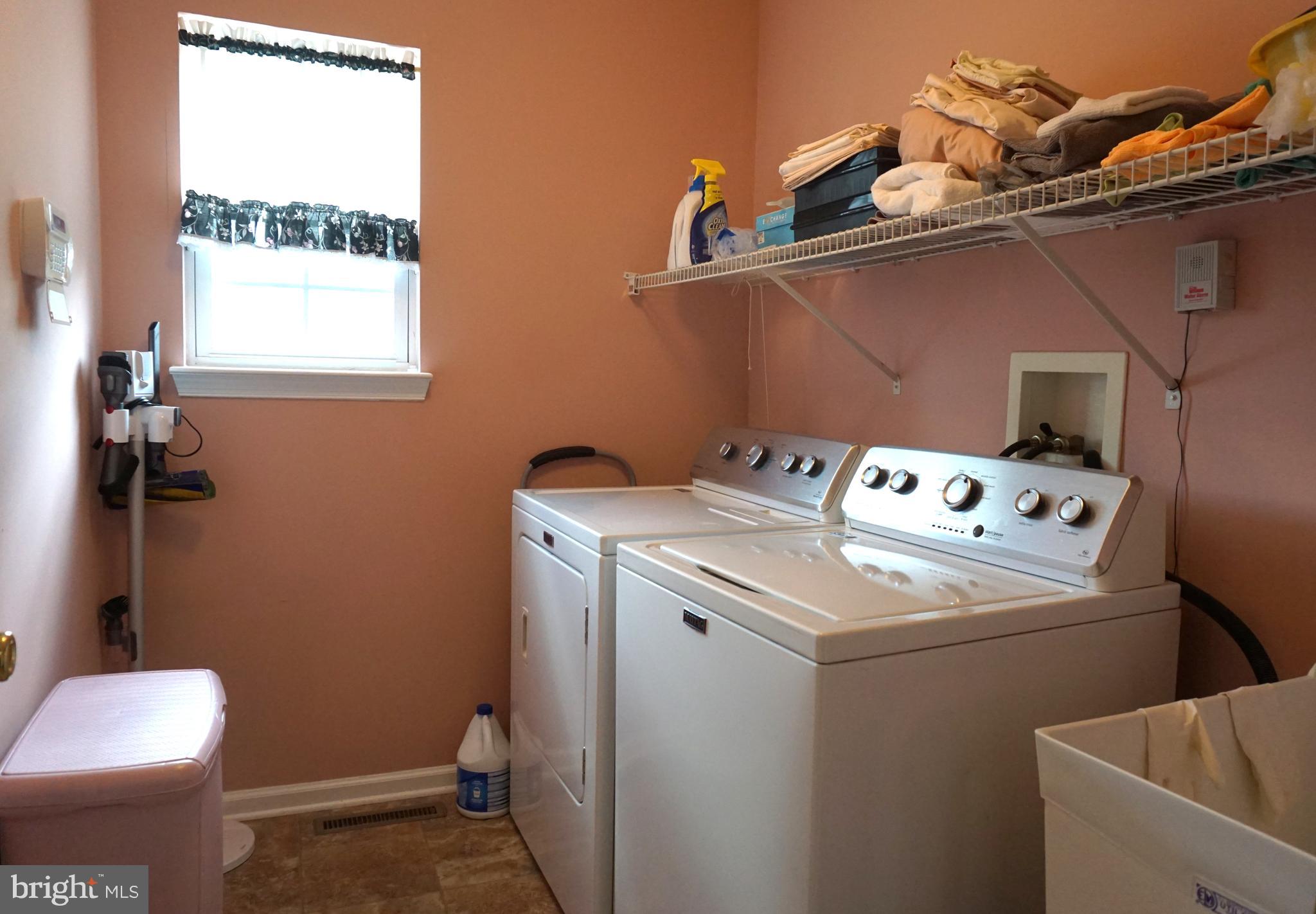 ROLLING MEADOWS - Residential